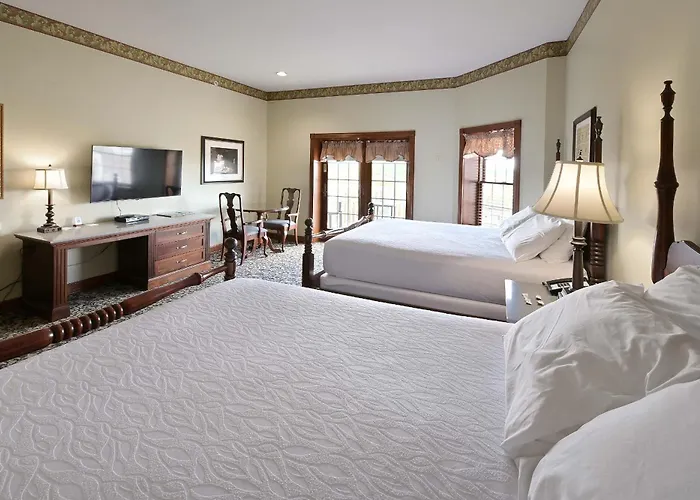 Carlisle Inn